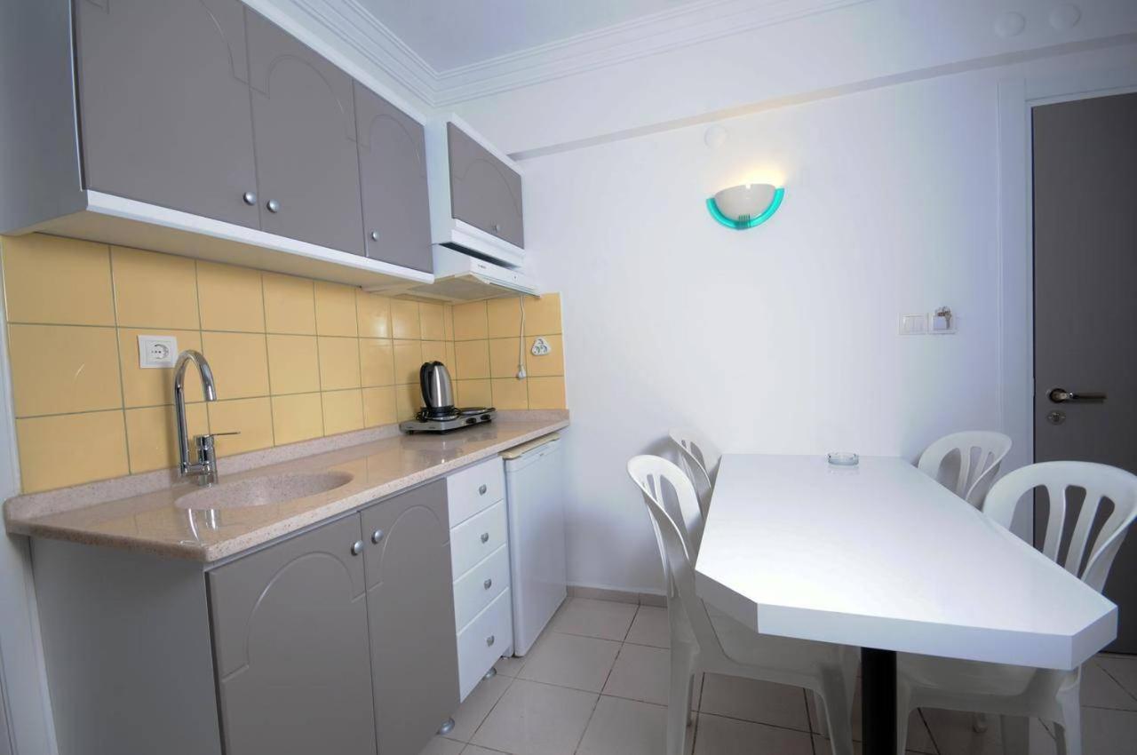 Club Kocer Apartments Marmaris Buitenkant foto