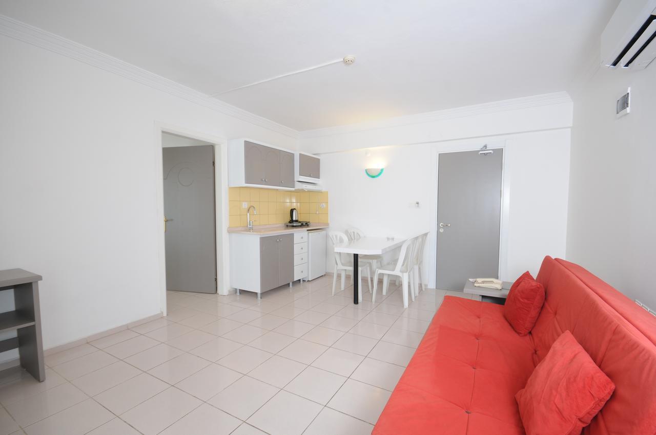 Club Kocer Apartments Marmaris Buitenkant foto