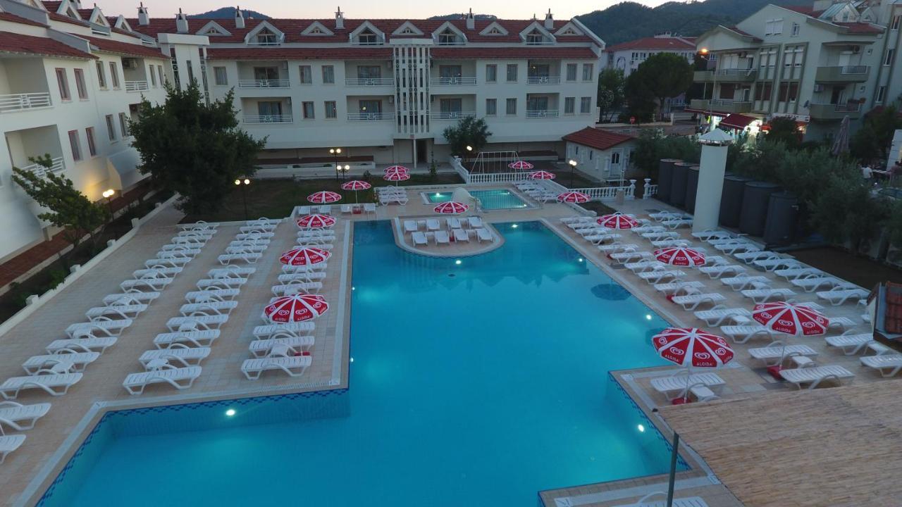 Club Kocer Apartments Marmaris Buitenkant foto